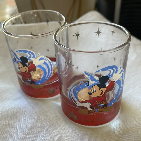 Disney Disneyland Four parks One World Mickey Mouse Fantasia lot of 2 Shot Glass - Picture 8 of 8
